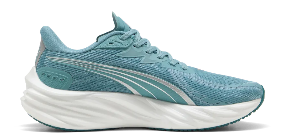 PUMA Velocity Nitro 4 in hellblau