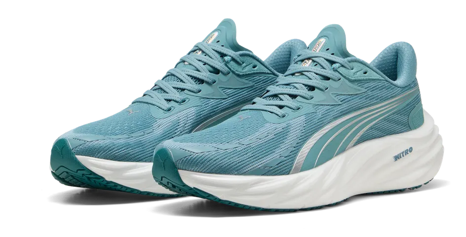 PUMA Velocity Nitro 4 in hellblau