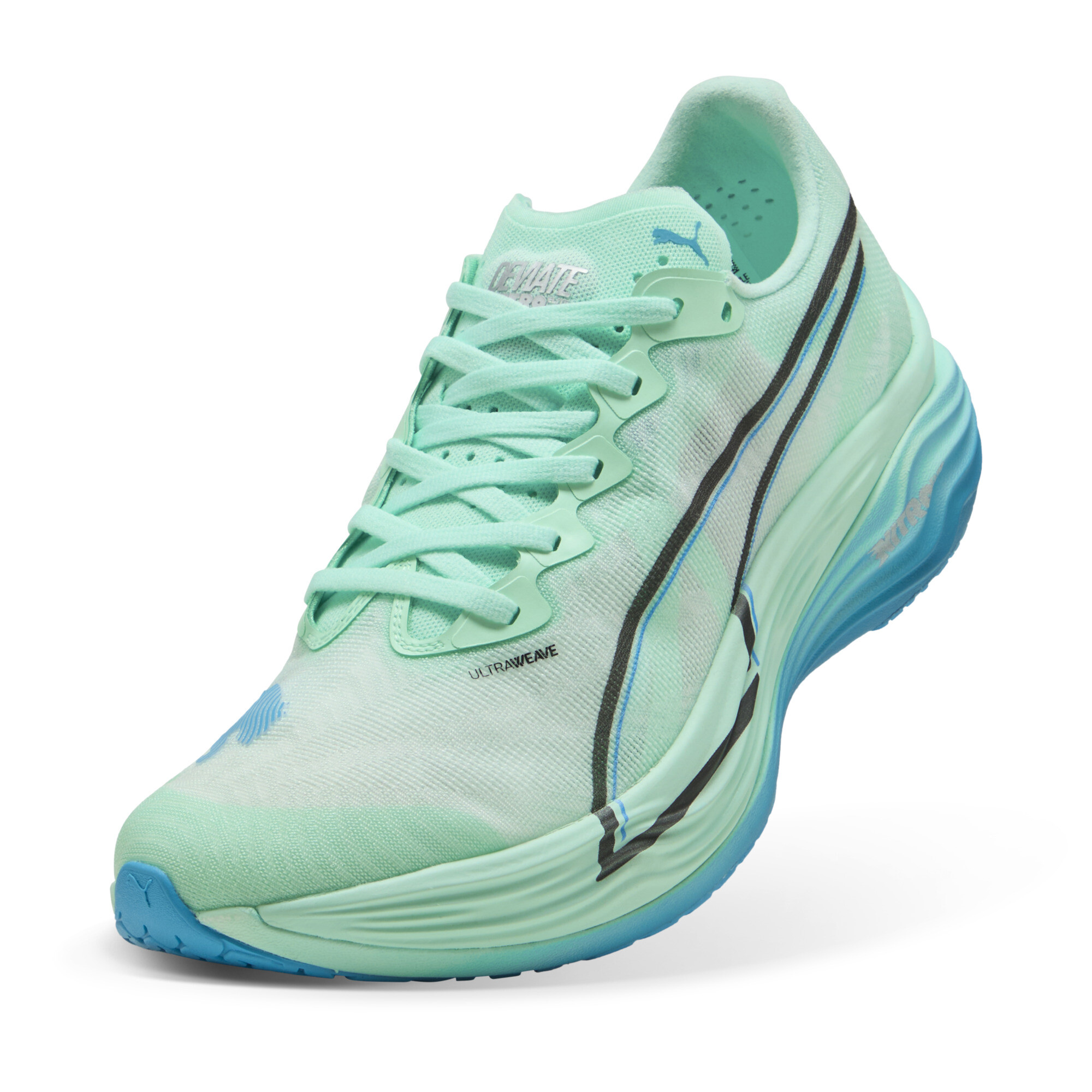PUMA Deviate NITRO Elite 3 Laufschuh in Mintgrün mit blauer Sohle und seitlichem Logo – leichter Wettkampfschuh für maximale Performance.