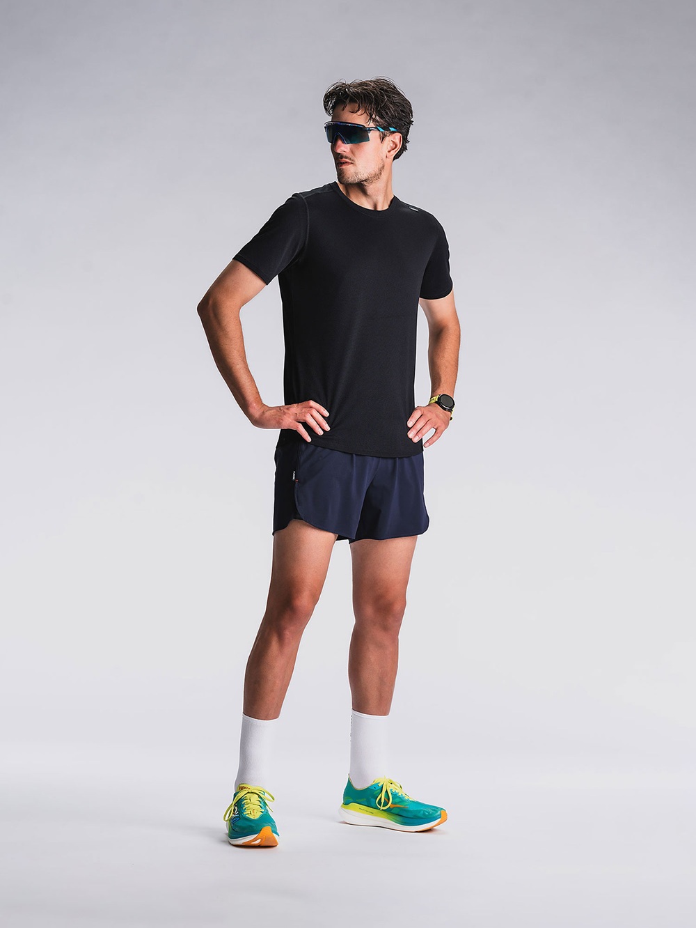 Fusion Run-T-Shirt Herren in Schwarz – funktionelles Laufshirt mit weichem Material und sportlicher Passform
