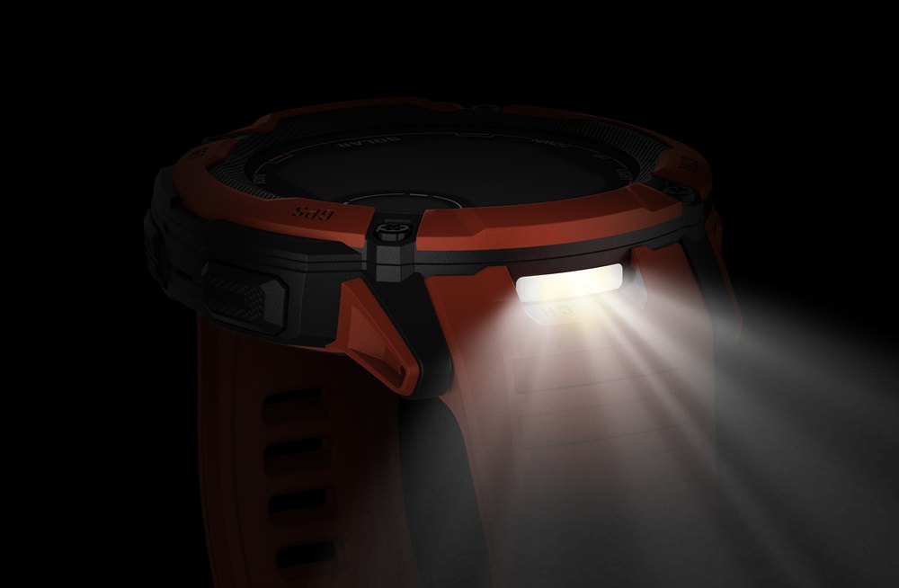 GARMIN Instinct 2X Solar (inkl. USB-A Adapter) GARMIN Instinct 2X Solar (inkl. USB-A Adapter)