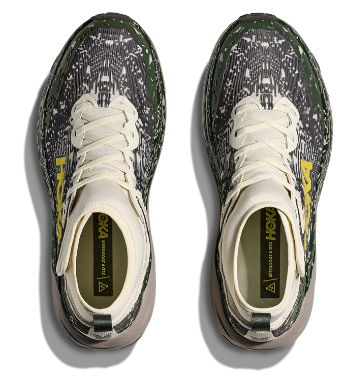 HOKA Speedgoat 6 GTX MID in Camouflage-Design mit hohem Schaft und Vibram-Außensohle