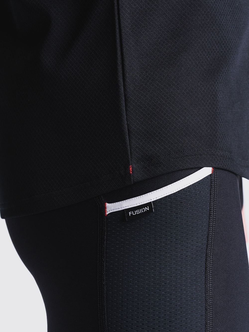 Fusion Run-T-Shirt Herren in Schwarz – funktionelles Laufshirt mit weichem Material und sportlicher Passform