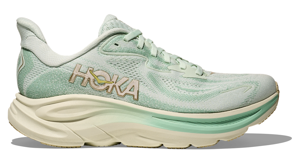 HOKA Clifton 10 Damen-Laufschuh in Mintgrün mit beiger Sohle und goldfarbenem Logo