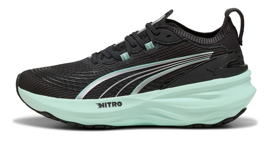 Puma ForeverRun Nitro 2 Damen Laufschuhe in Schwarz mit mintgrüner Sohle und reflektierenden Details