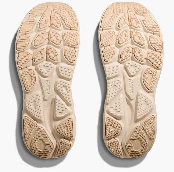 HOKA Laufschuh Modell Clifton 10 in Vanillefarbe 