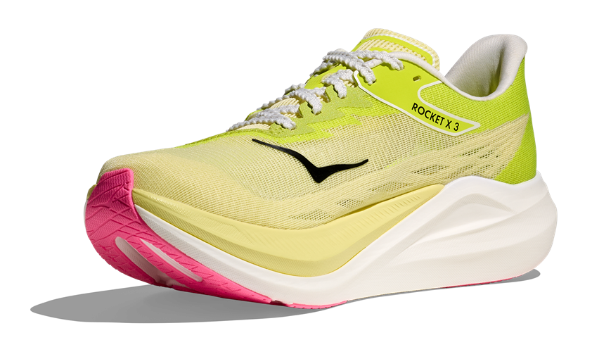 HOKA Rocket X3 - Neon-gelbes Obermaterial, schwarzer Hoka schriftzug, Rosane Grip Sohle