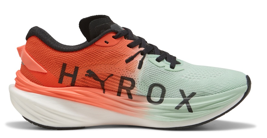 PUMA Deviate NITRO 3 HYROX Laufschuh in Mint-Grün und Orange mit schwarzem PUMA-Logo